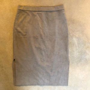 Aritzia skirt
